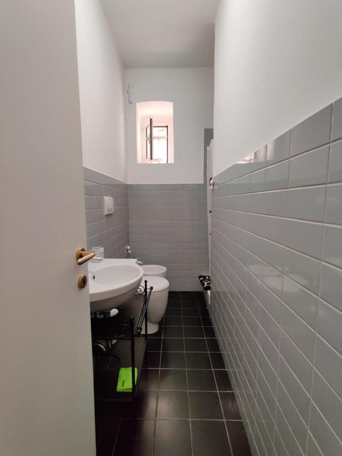 Wow Home - 175 Mq - Posteggio Privato - Davanti Porto Traghetti - Fino A 10 Posti Letto Genoa Exterior photo